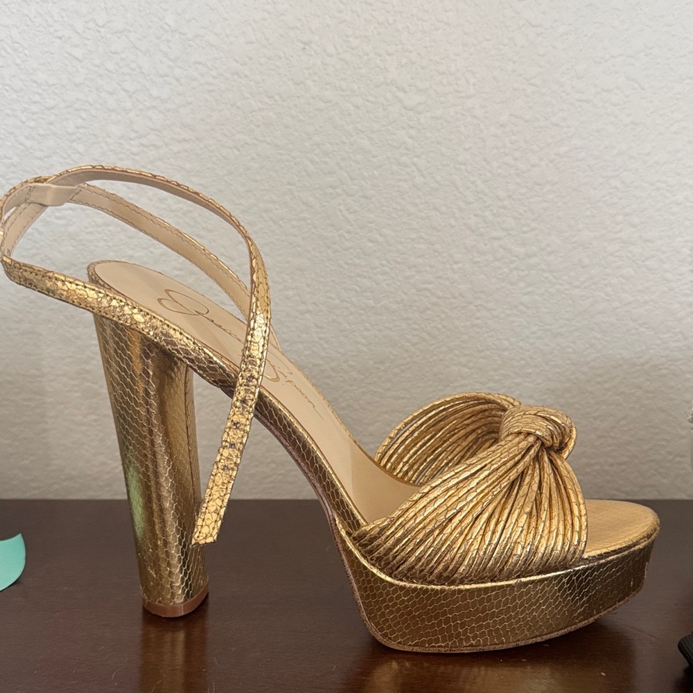 Jessica Simpson Gold Knotted Platform Heels